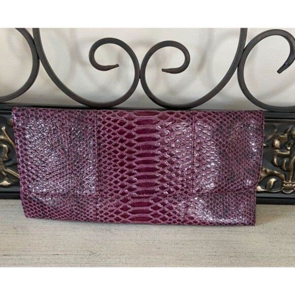 LuLu Townsend Faux Leather Purple Clutch - Picture 1 of 5